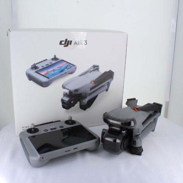 DJI Air 3 Fly More Combo (DJI RC 2) (Gray)