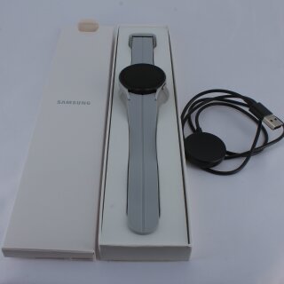 Samsung Galaxy Watch4, Aluminium case &amp; Sport Band, 40mm (Silver)