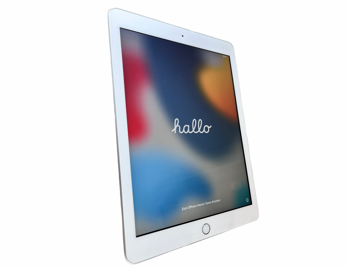 D9 iPad 第5世代 シルバー 32GB Wi-Fi A1822 【公式通販】